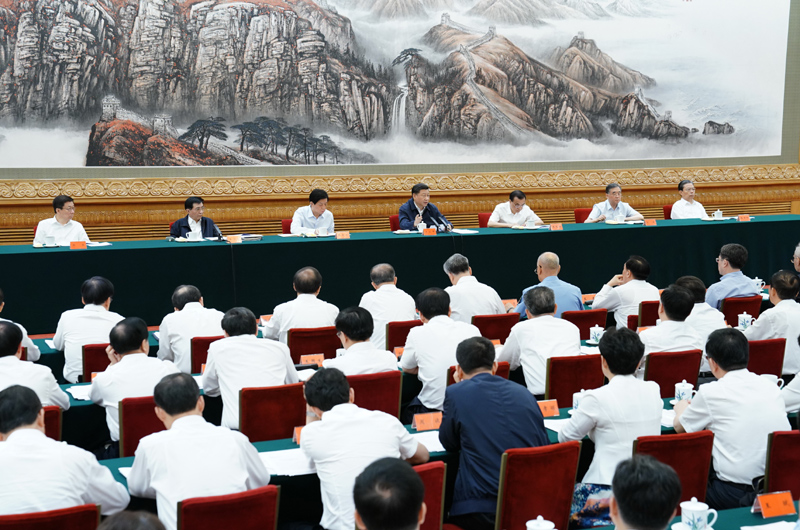 　　7月5日，中共中央總書記、國家主席、中央軍委主席習(xí)近平在北京出席深化黨和國家機構(gòu)改革總結(jié)會議并發(fā)表重要講話。新華社記者 王曄 攝